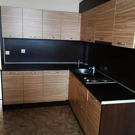 Varly Bryag Szálloda 2*